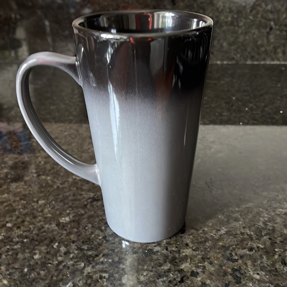 Cadillac Ombré Cement Gray 16 Ounce Tall Coffee Mug - Picture 14 of 16